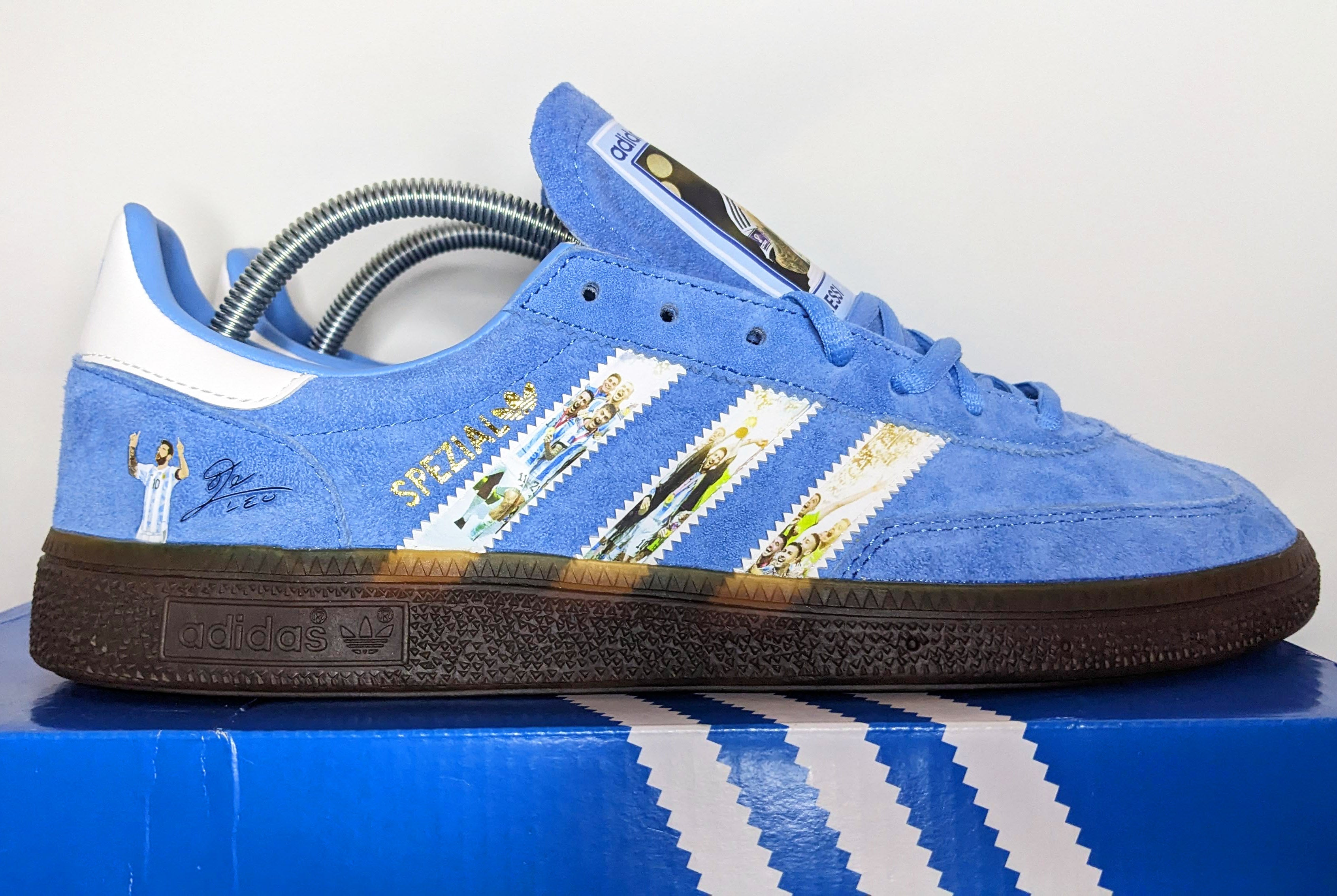 Limited edition Argentina Messi The GOAT blue / white Adidas custom Ha Sneakcustomtrainers.com Limited edition Argentina Messi The GOAT blue / white Adidas custom Ha Sneakcustomtrainers.com