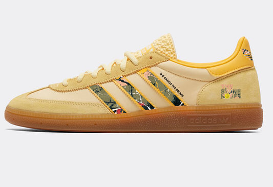 Limited edition The Stone Roses She bangs the drums custom adidas original yellow Handball Spezial trainers / sneakers.