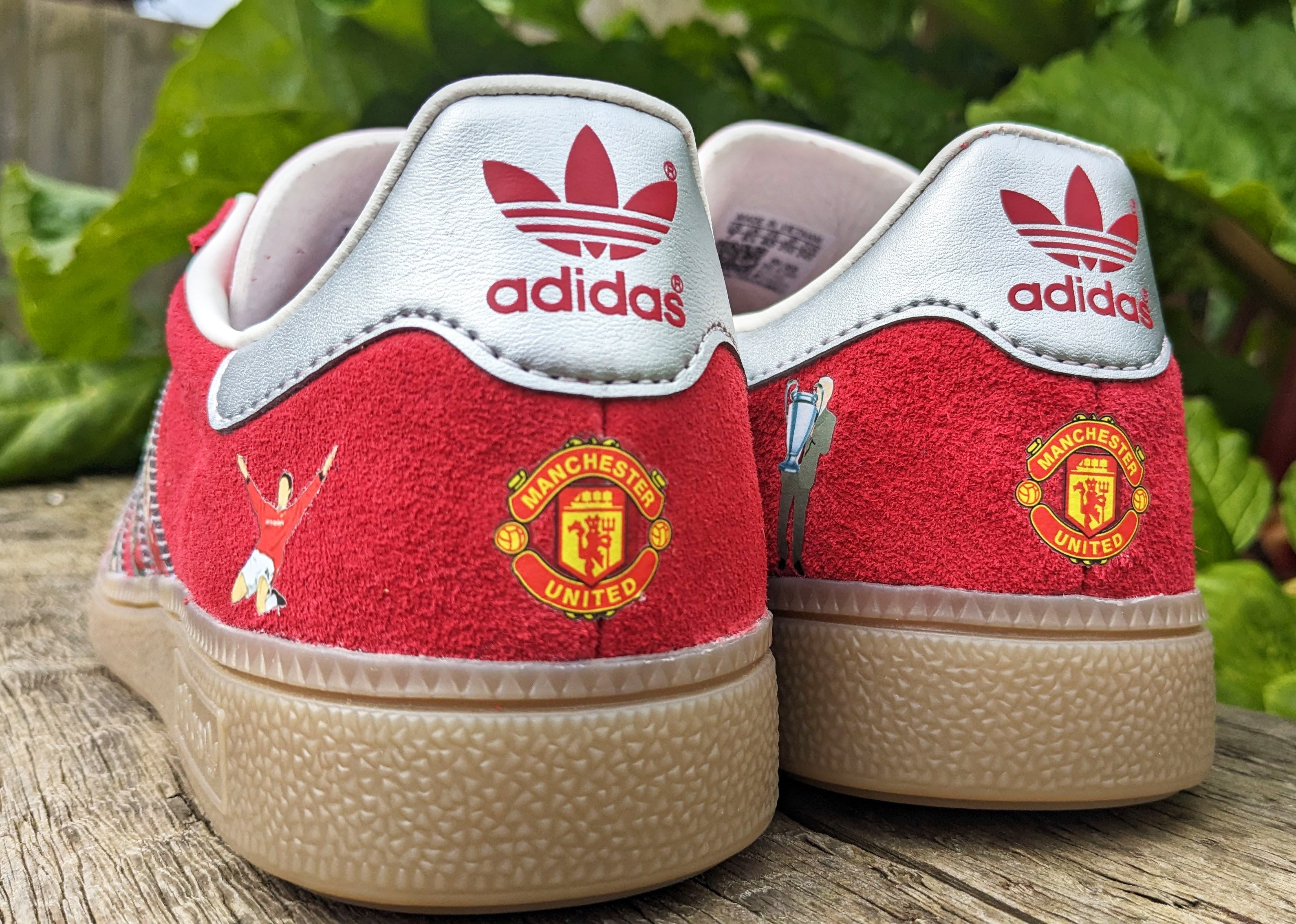 Limited edition Manchester United Treble winners inspired Red Silver Sneakcustomtrainers