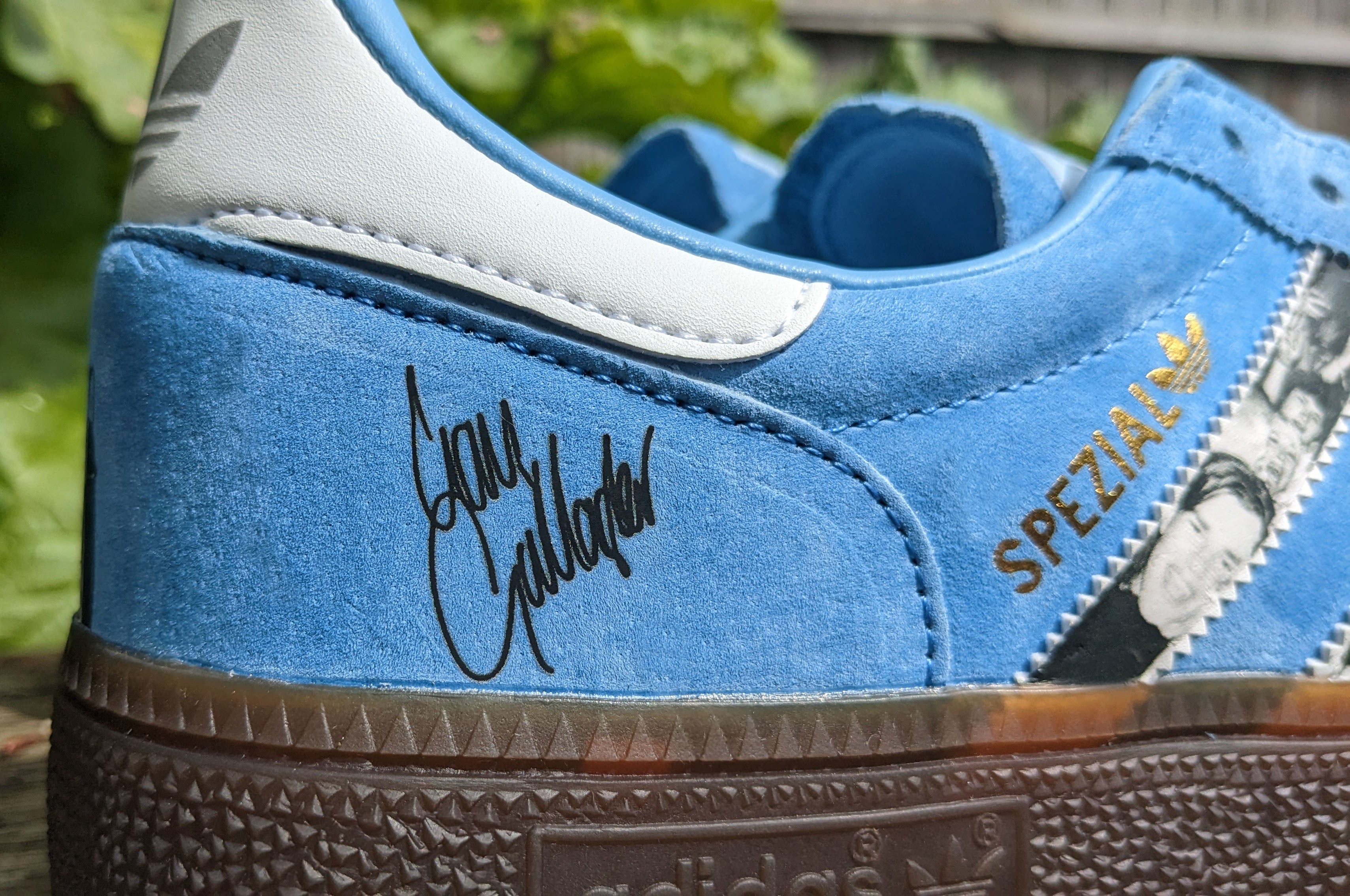 Limited edition Liam Gallagher C`mon you know  blue / white suede Adidas Handball Spezial trainers  / sneakers