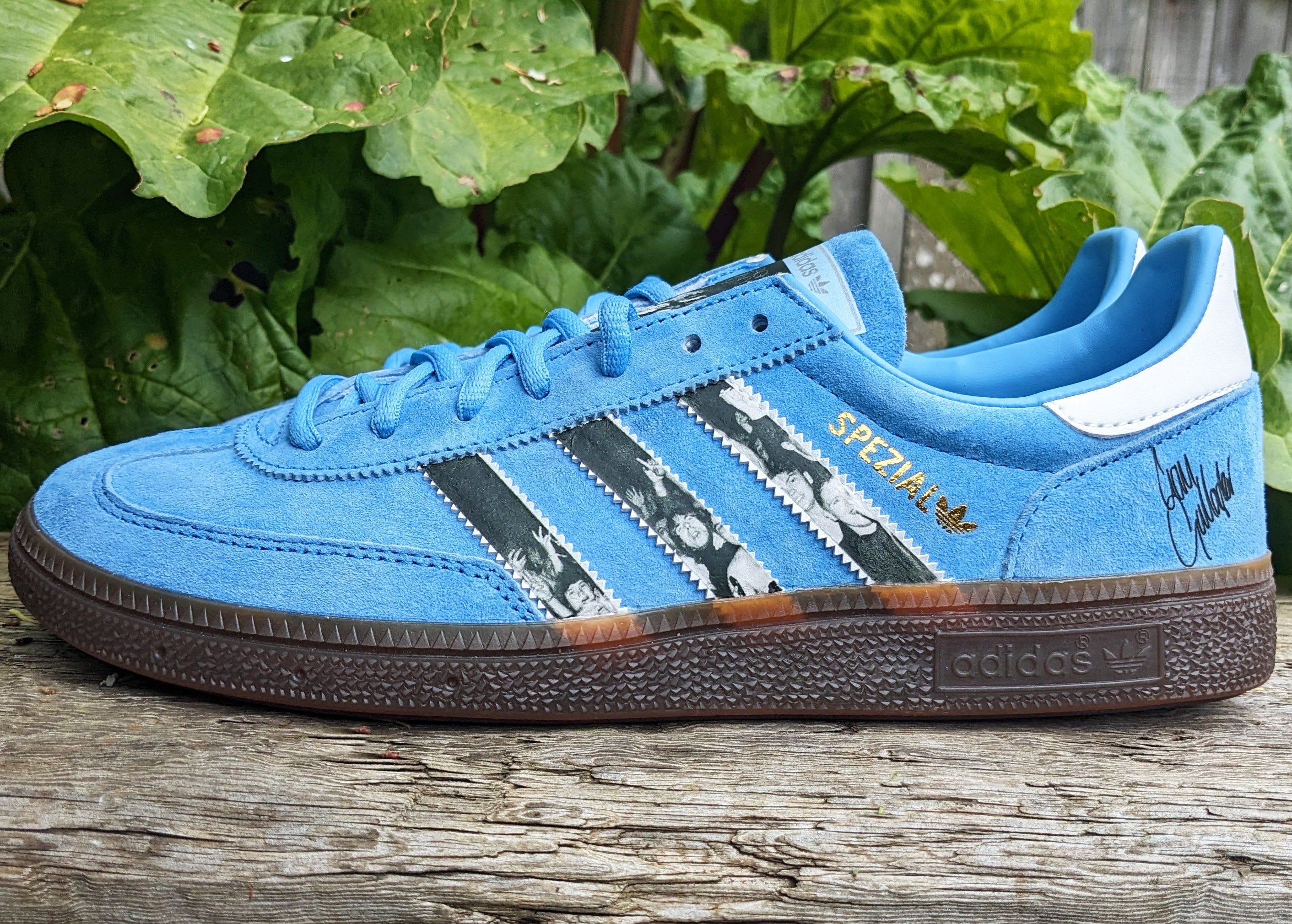 Limited edition Liam Gallagher C`mon you know  blue / white suede Adidas Handball Spezial trainers  / sneakers