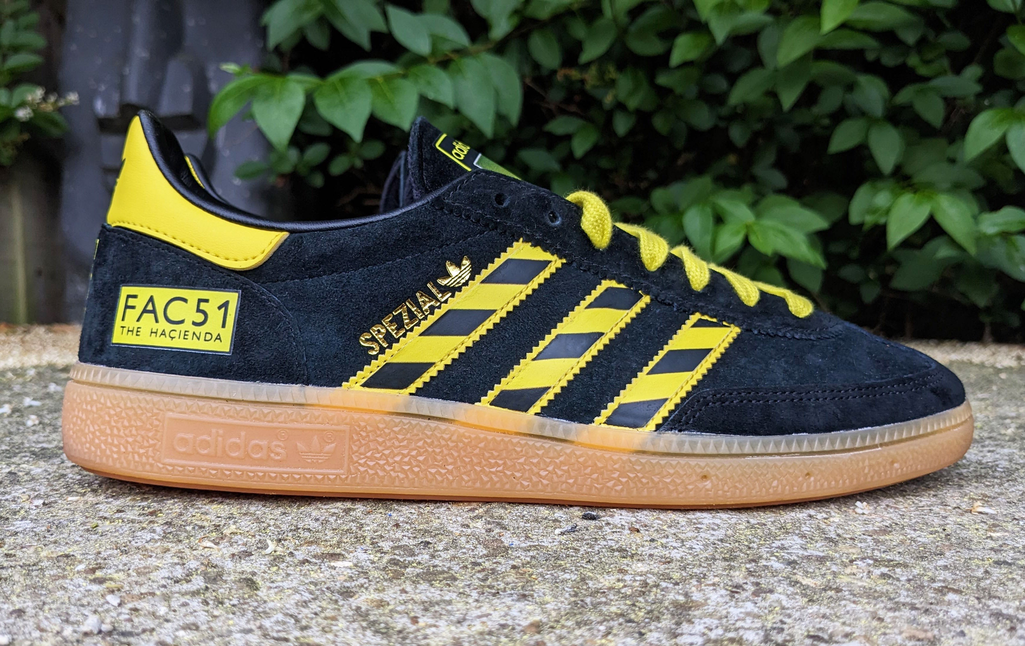Limited edition The Hacienda Fac 51 Factory records Black / yellow Adidas custom Handball Spezial trainers / sneakers