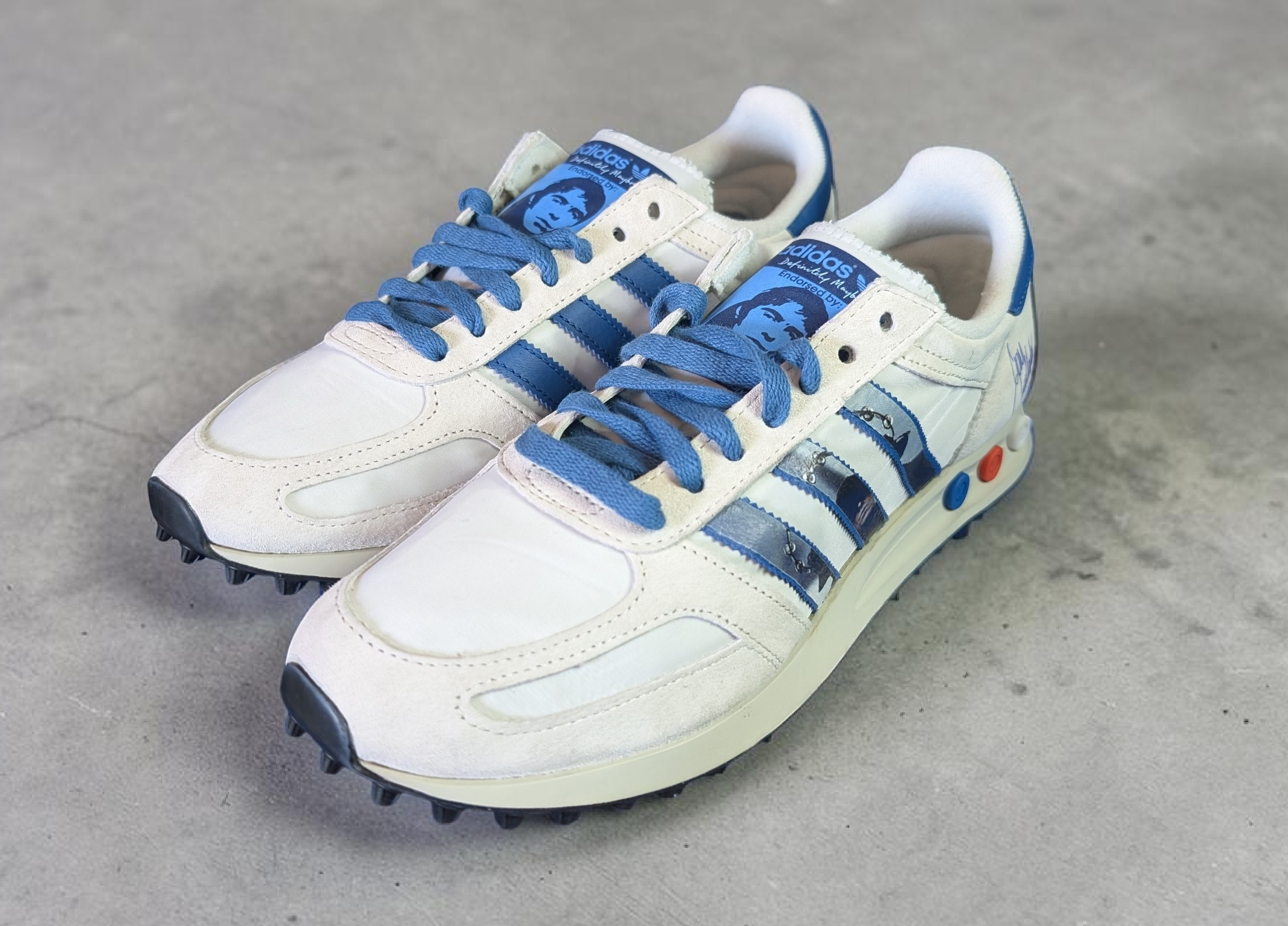 Limited edition Liam Gallagher Tambourine white / blue Adidas LA trainers  / sneakers