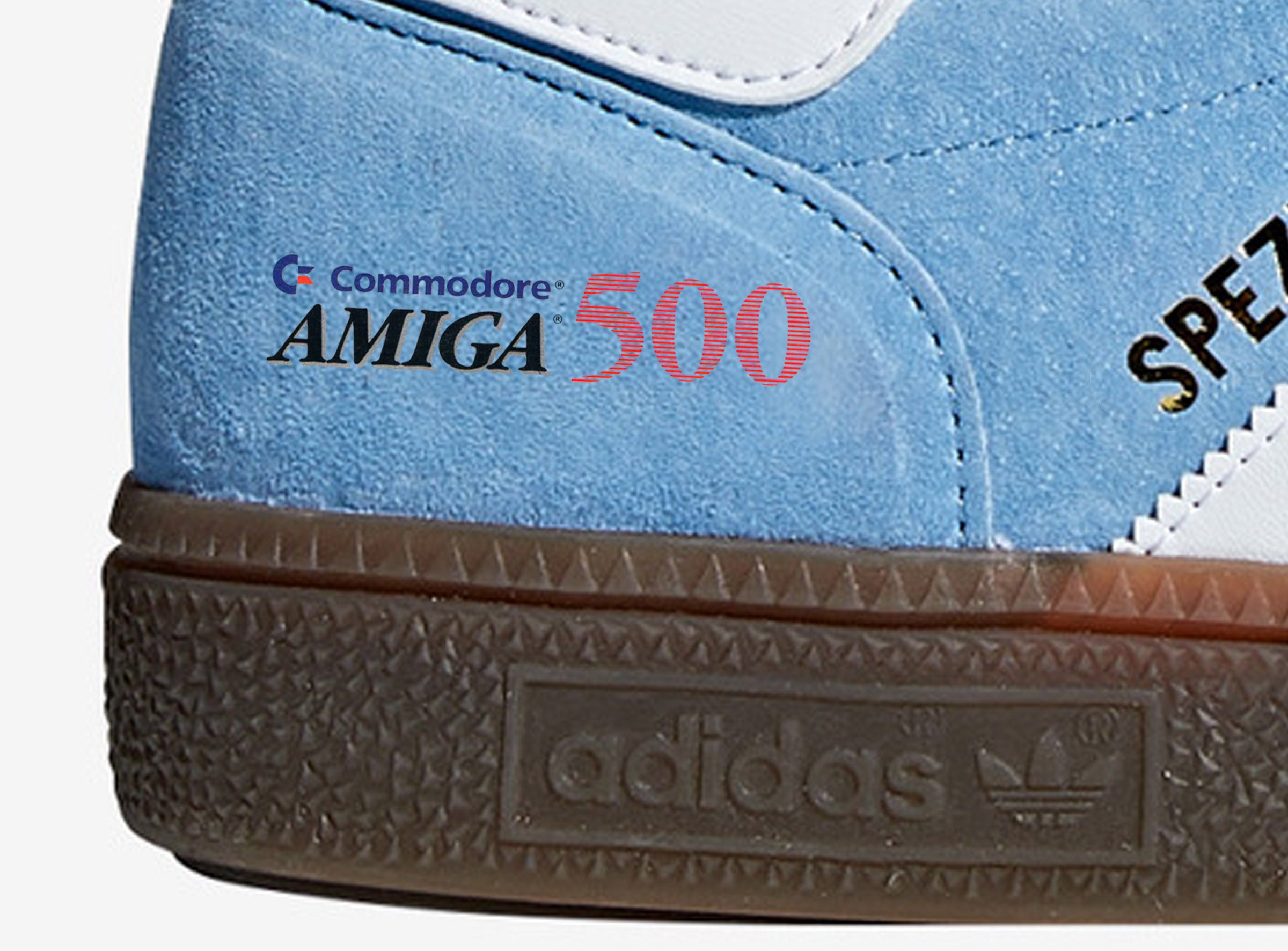 Limited edition Commodore Amiga 500 - Adidas custom light blue Handball Spezial trainers / sneakers
