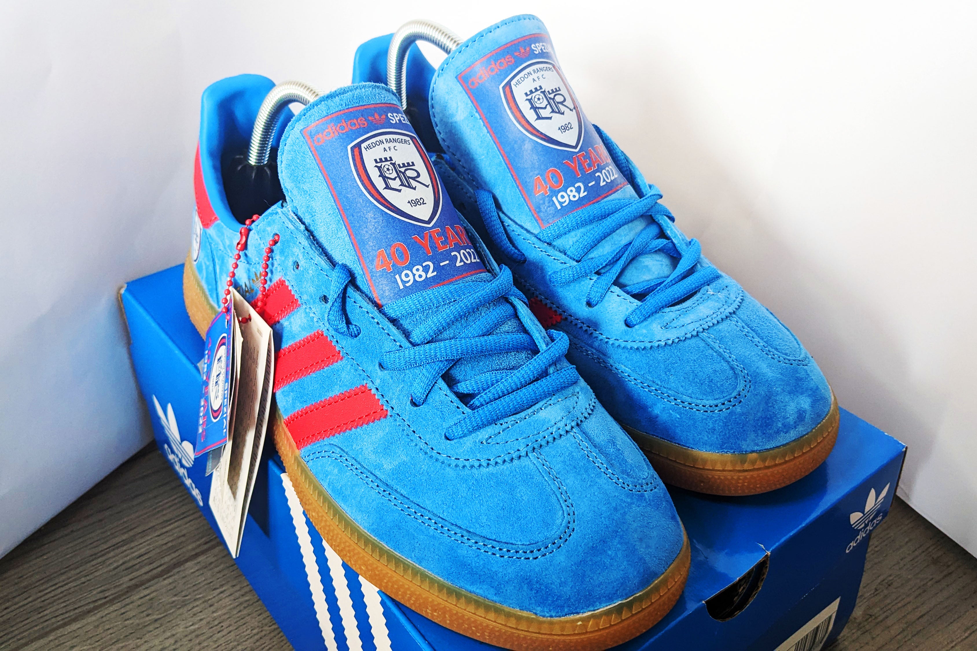 Blue adidas cheap originals trainers