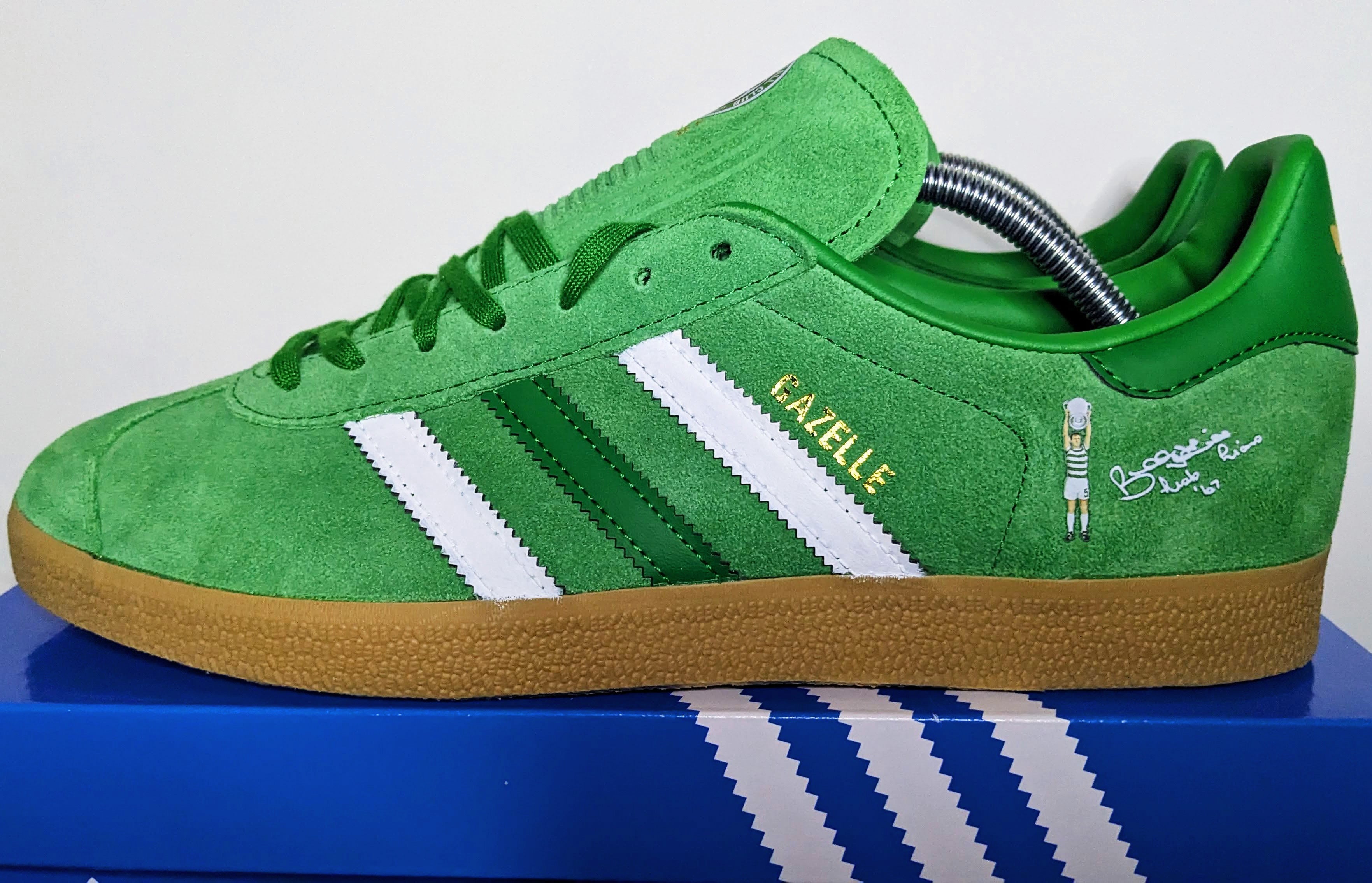 Limited edition Celtics FC European champions 67 green / white Adidas custom Gazelle trainers / sneakers