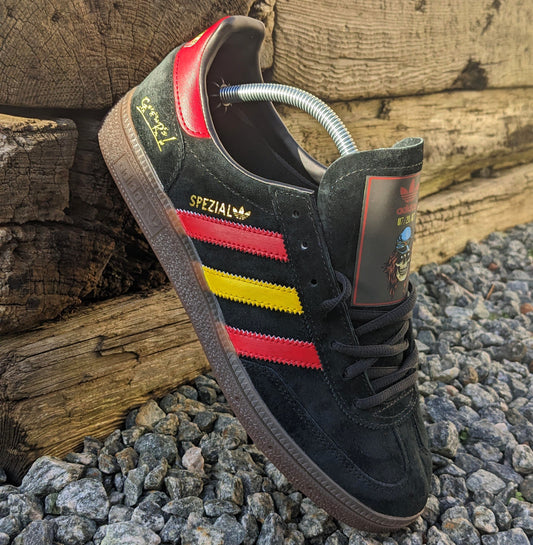 Limited edition Guns N Roses Appetite For Destruction black / red / yellow Adidas custom Handball Spezial trainers / sneakers